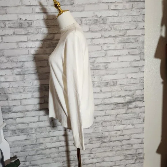 Off White Soft Turtleneck Sweater Top - Picture 3 of 9